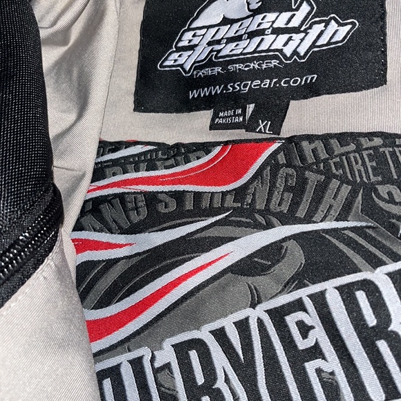 🏍 🛡 🏍• Speed & Strength x Mad Dash Vibes• 🛡🏍🛡 - Picture 4 of 16